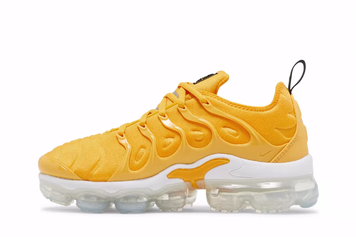 Nike Women's Air VaporMax Plus Go The Extra Smile, view 4