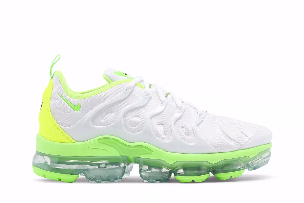 Nike Air VaporMax Plus Tennis Ball, view 2