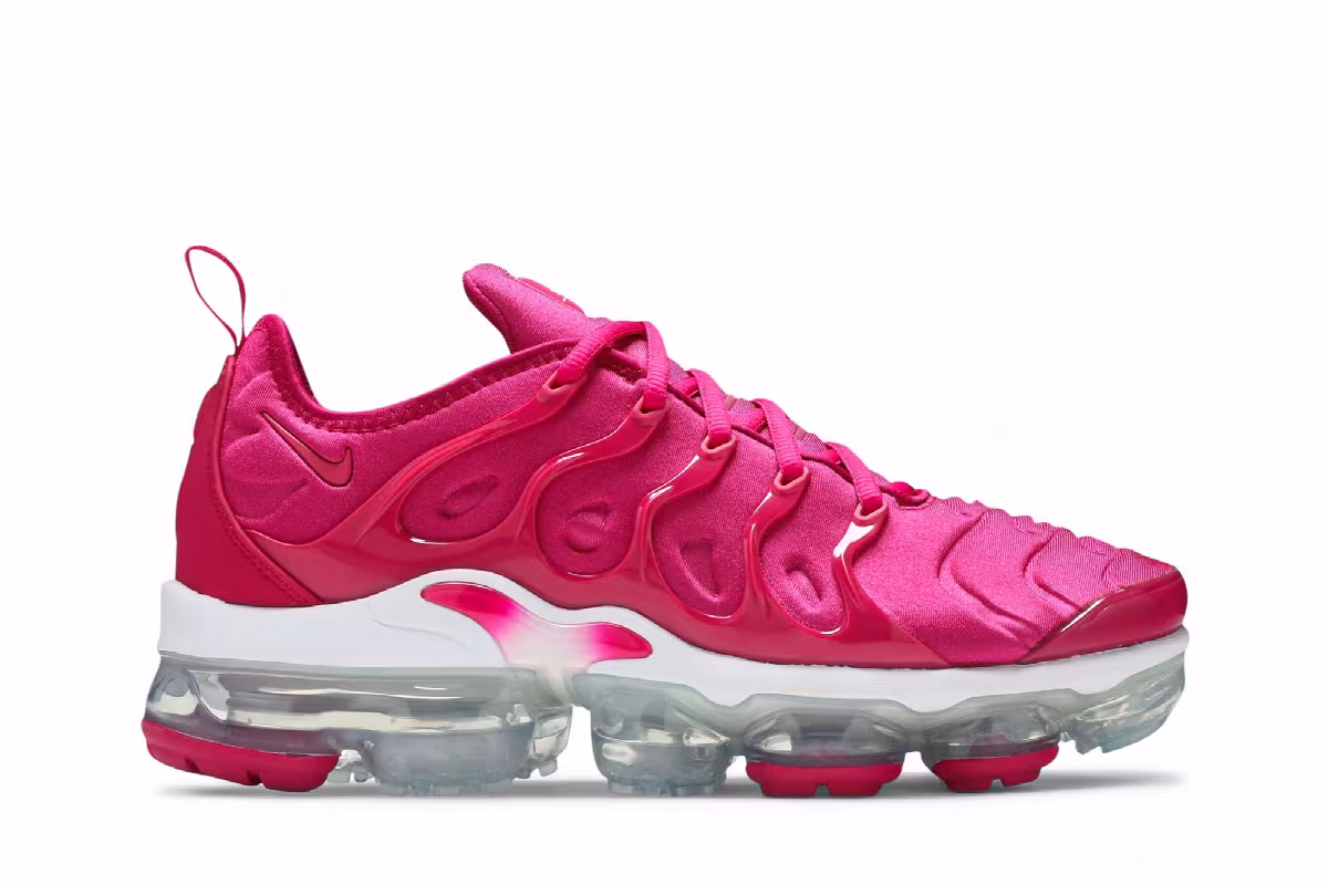 Nike Women's Air VaporMax Plus Fireberry, view 2