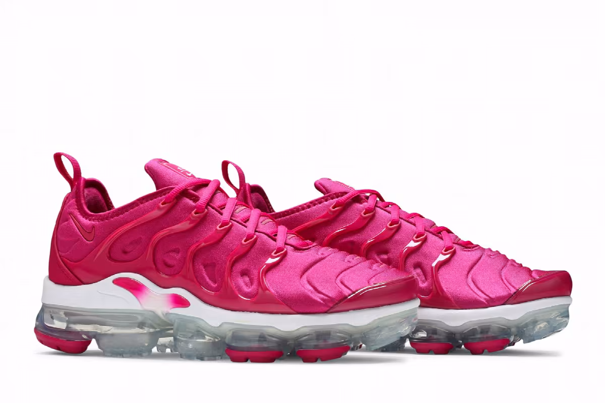 Nike Women's Air VaporMax Plus Fireberry, view 9