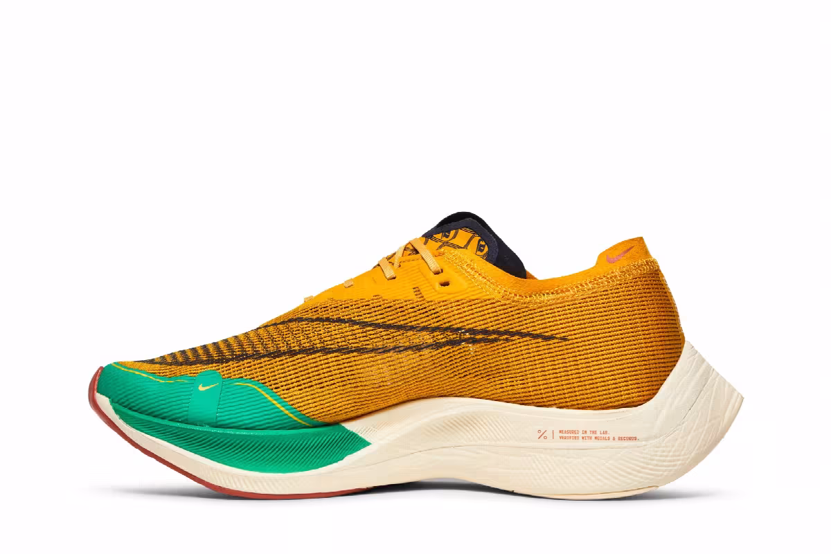 Nike ZoomX Vaporfly NEXT% 2 Dark Sulfur Stadium Green, view 4