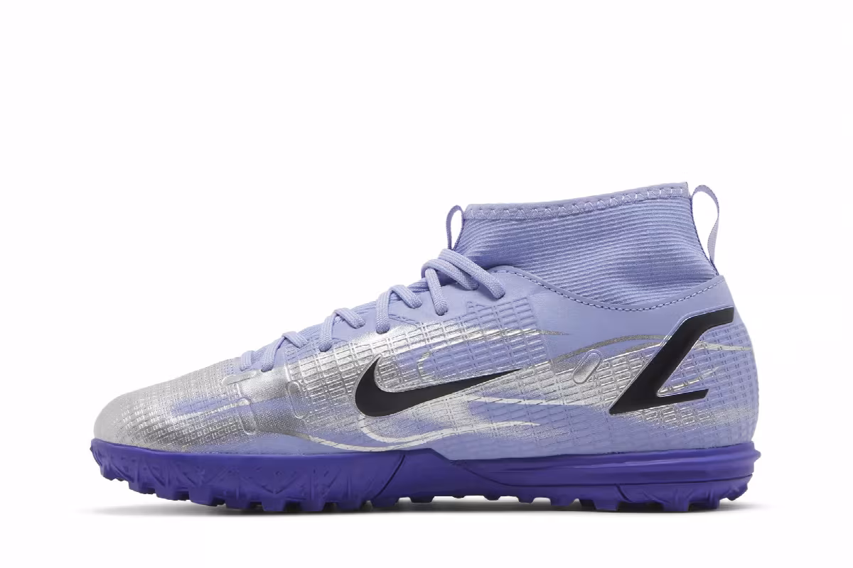 Kylian Mbappé x Nike Mercurial Superfly 8 Academy TF GS Flames, view 4