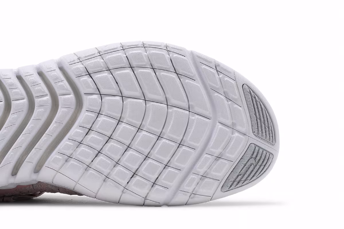 Nike Women's Free Run 5.0 Platinum Violet, view 6