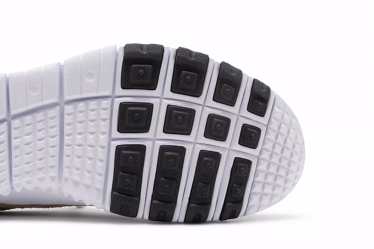Nike Free Run Trail Dark Driftwood, view 6