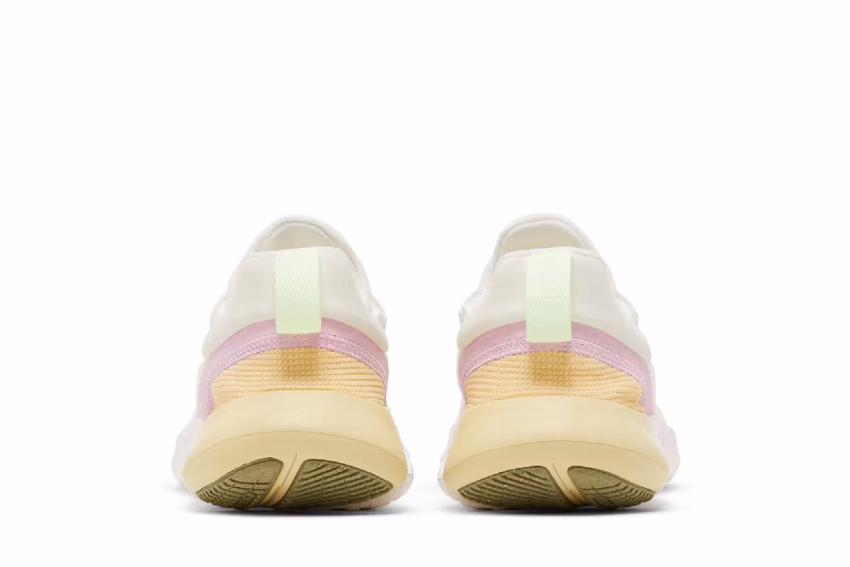 Nike Women's Free Run 5.0 Summit White Light Arctic Pink, view 7