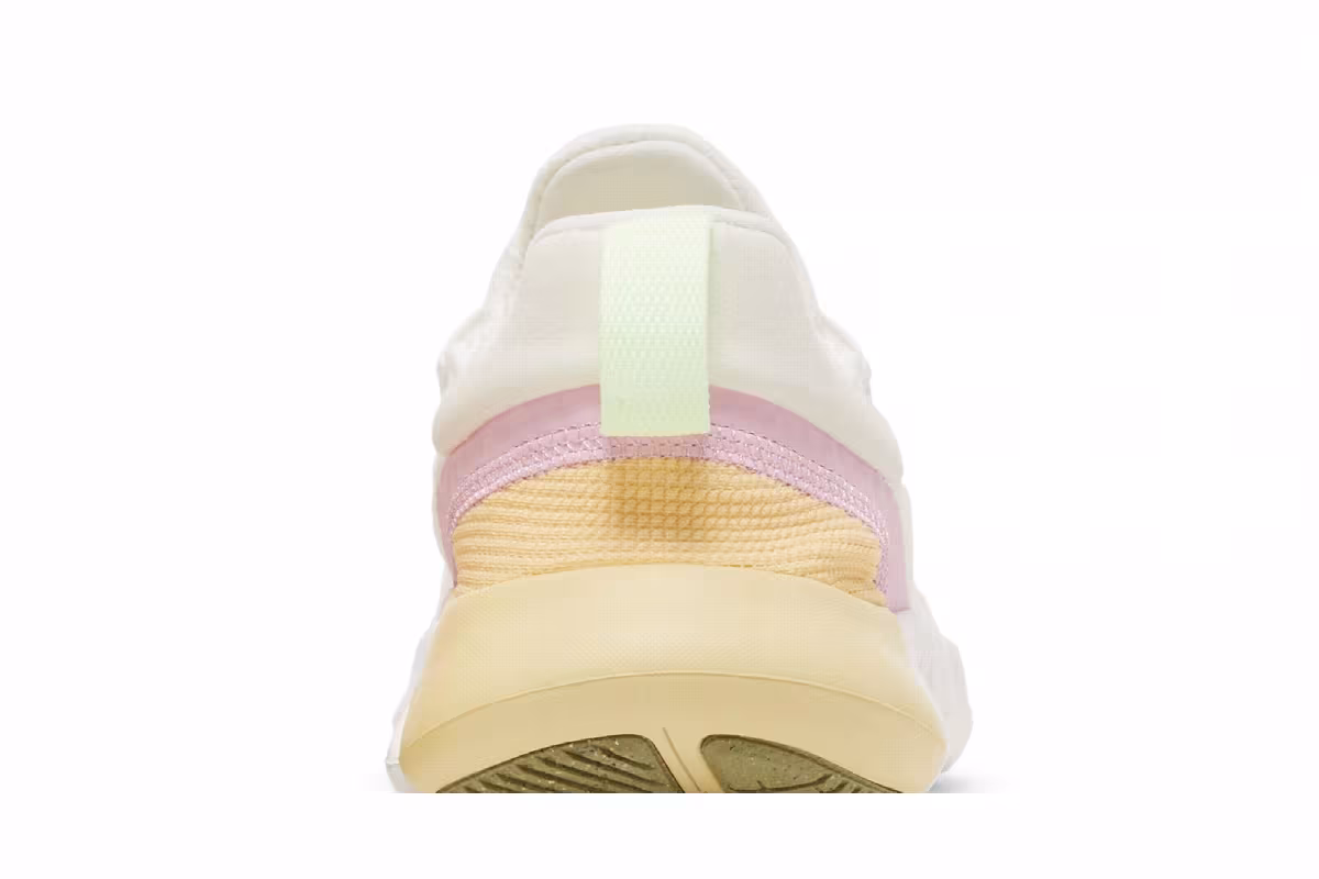 Nike Women's Free Run 5.0 Summit White Light Arctic Pink, view 8