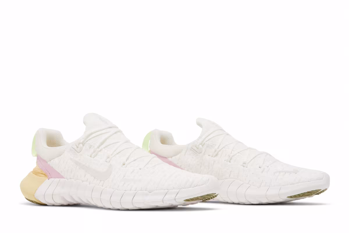 Nike Women's Free Run 5.0 Summit White Light Arctic Pink, view 9