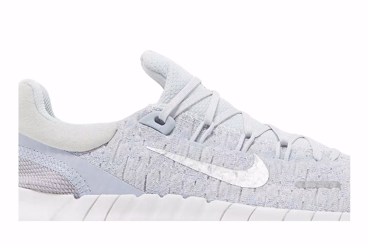 Nike Women's Free Run 5.0 Pure Platinum Metallic Silver, view 3
