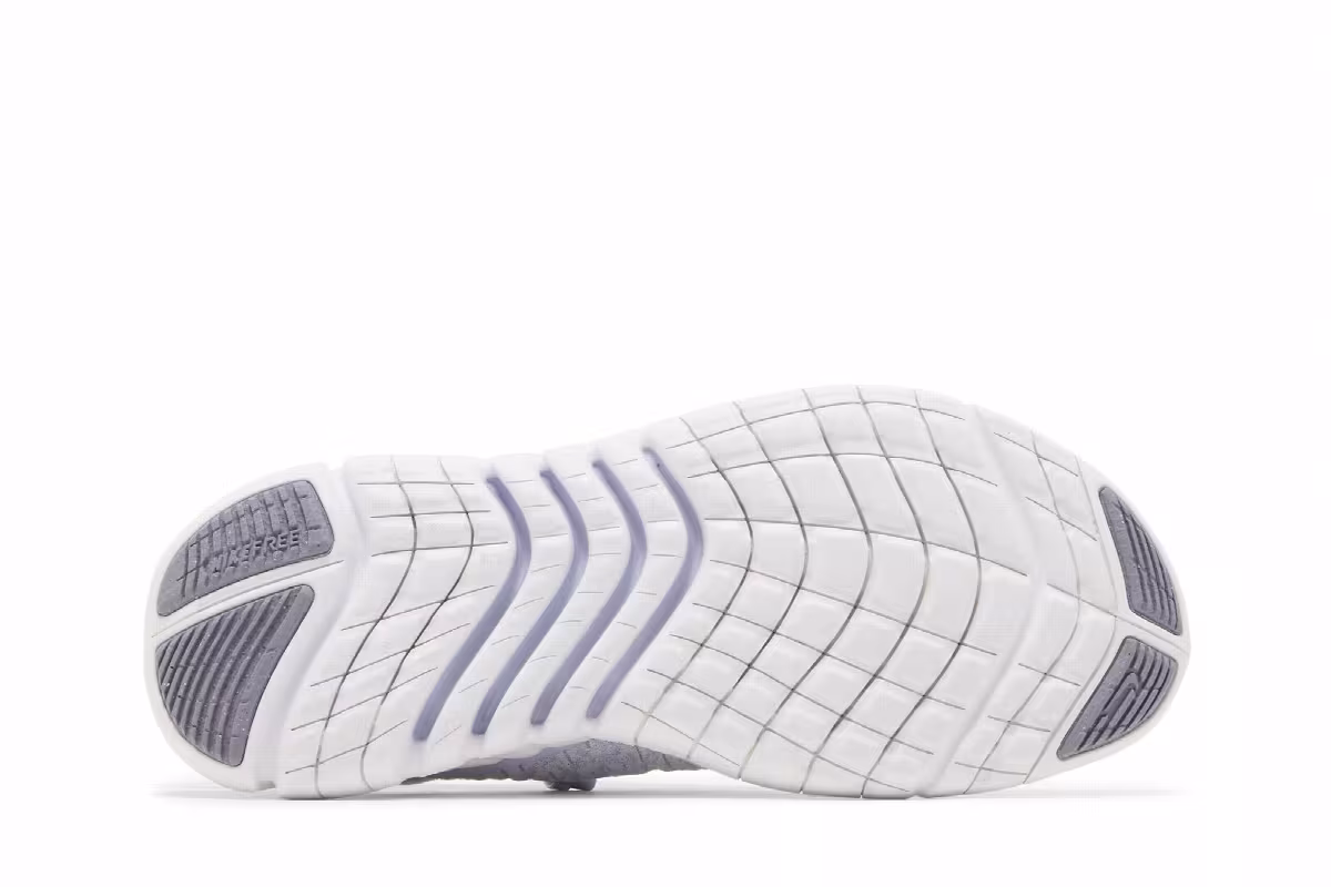 Nike Women's Free Run 5.0 Pure Platinum Metallic Silver, view 5