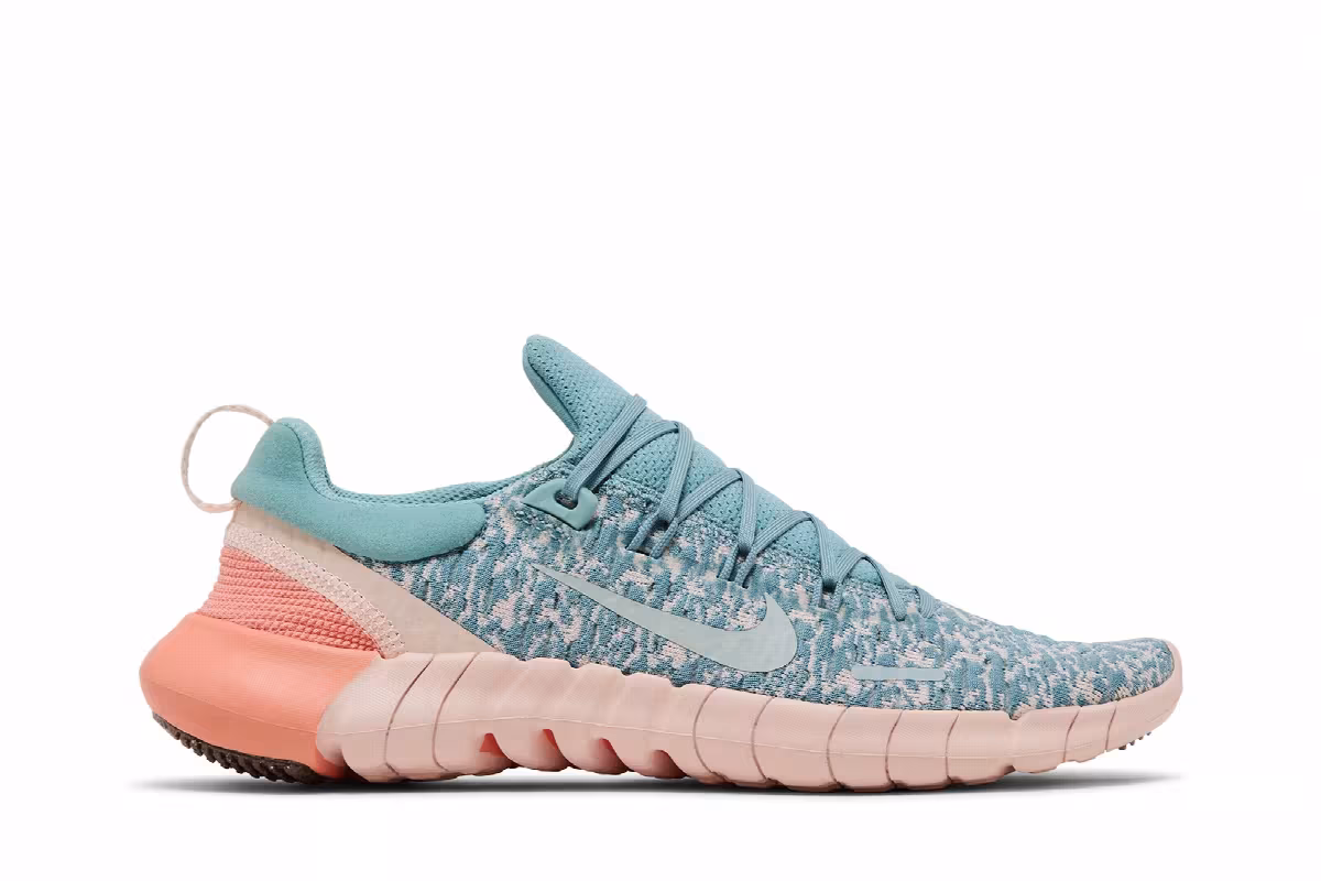 Nike Women's Free Run 5.0 Ocean Cube, view 2