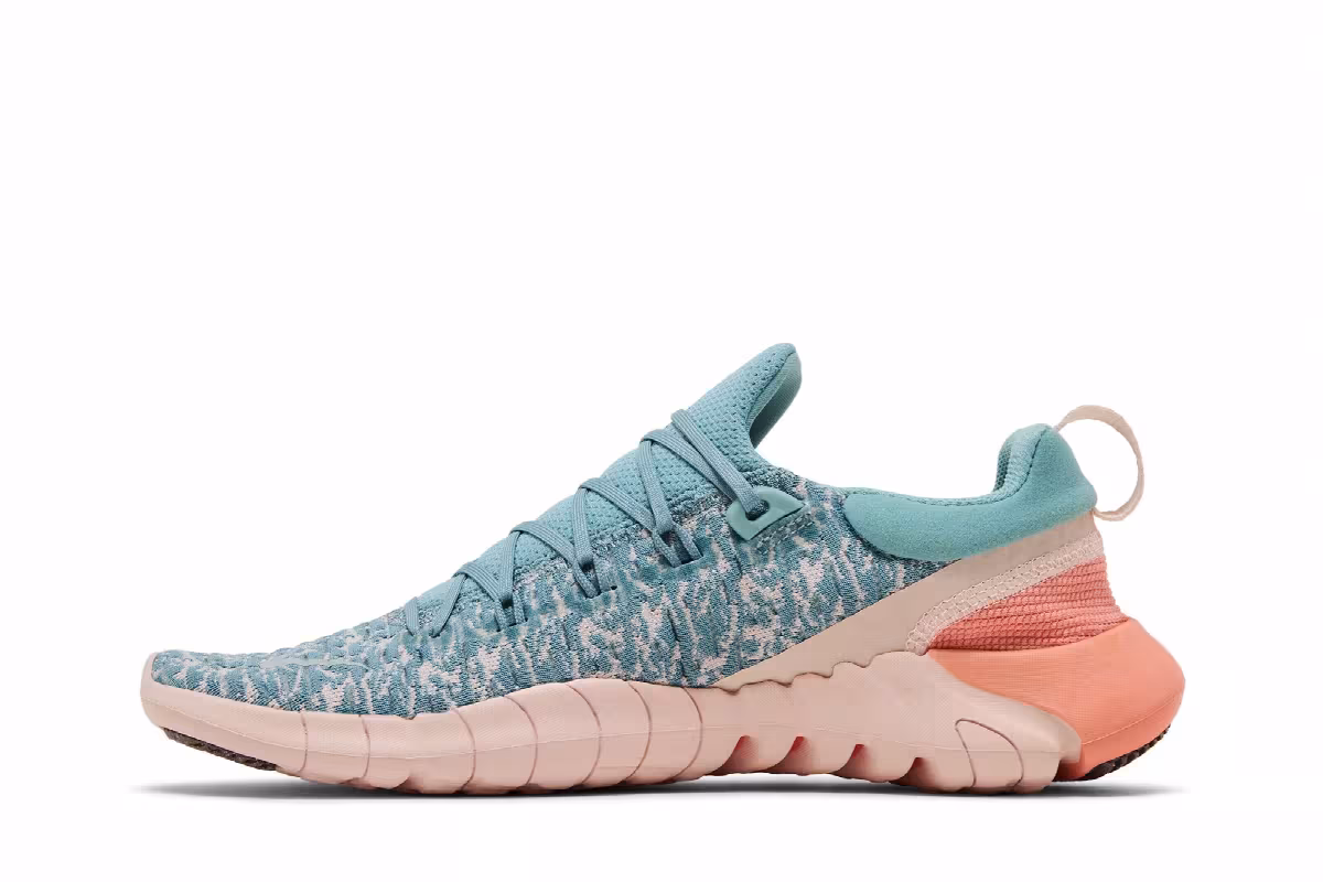 Nike Women's Free Run 5.0 Ocean Cube, view 4