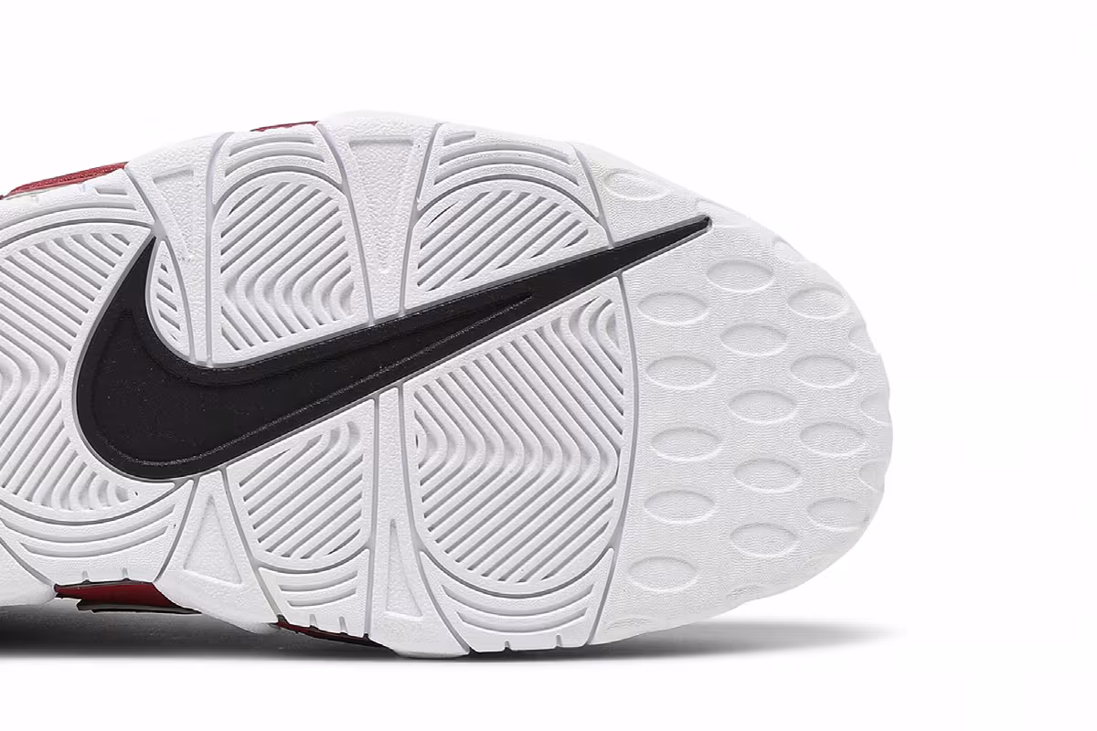 Nike Air More Uptempo Bulls 2021, view 6