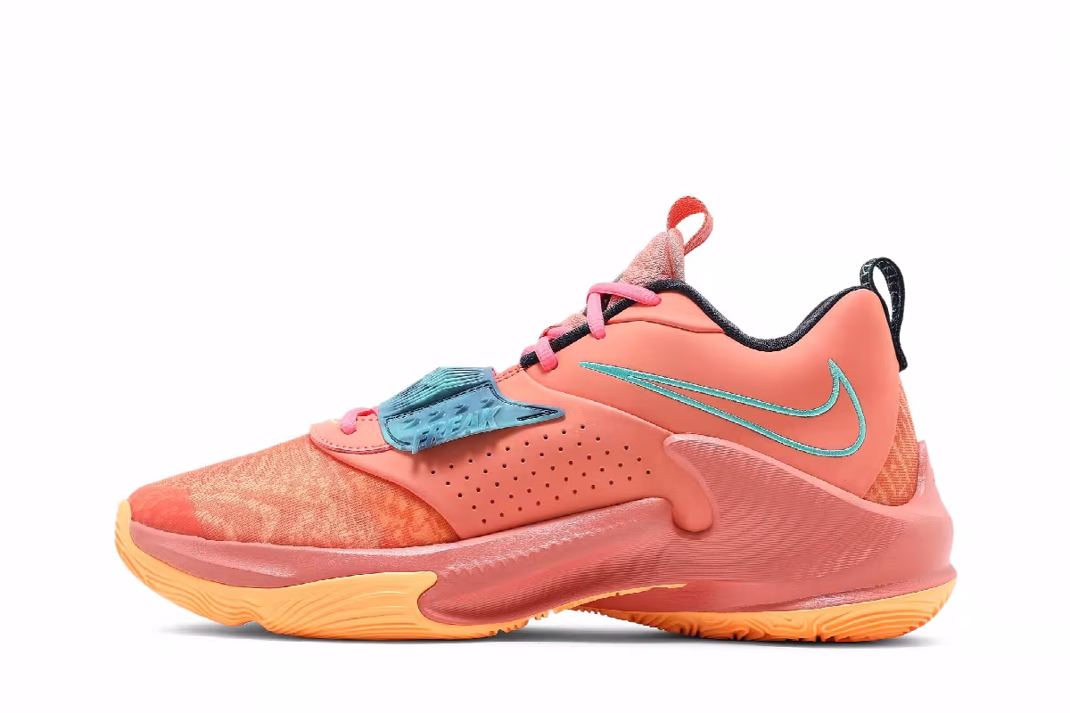 Nike Zoom Freak 3 Stay Freaky, view 4