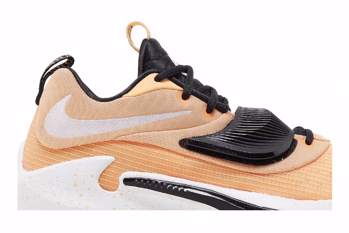 Nike Zoom Freak 3 TB Orange Chalk, view 3