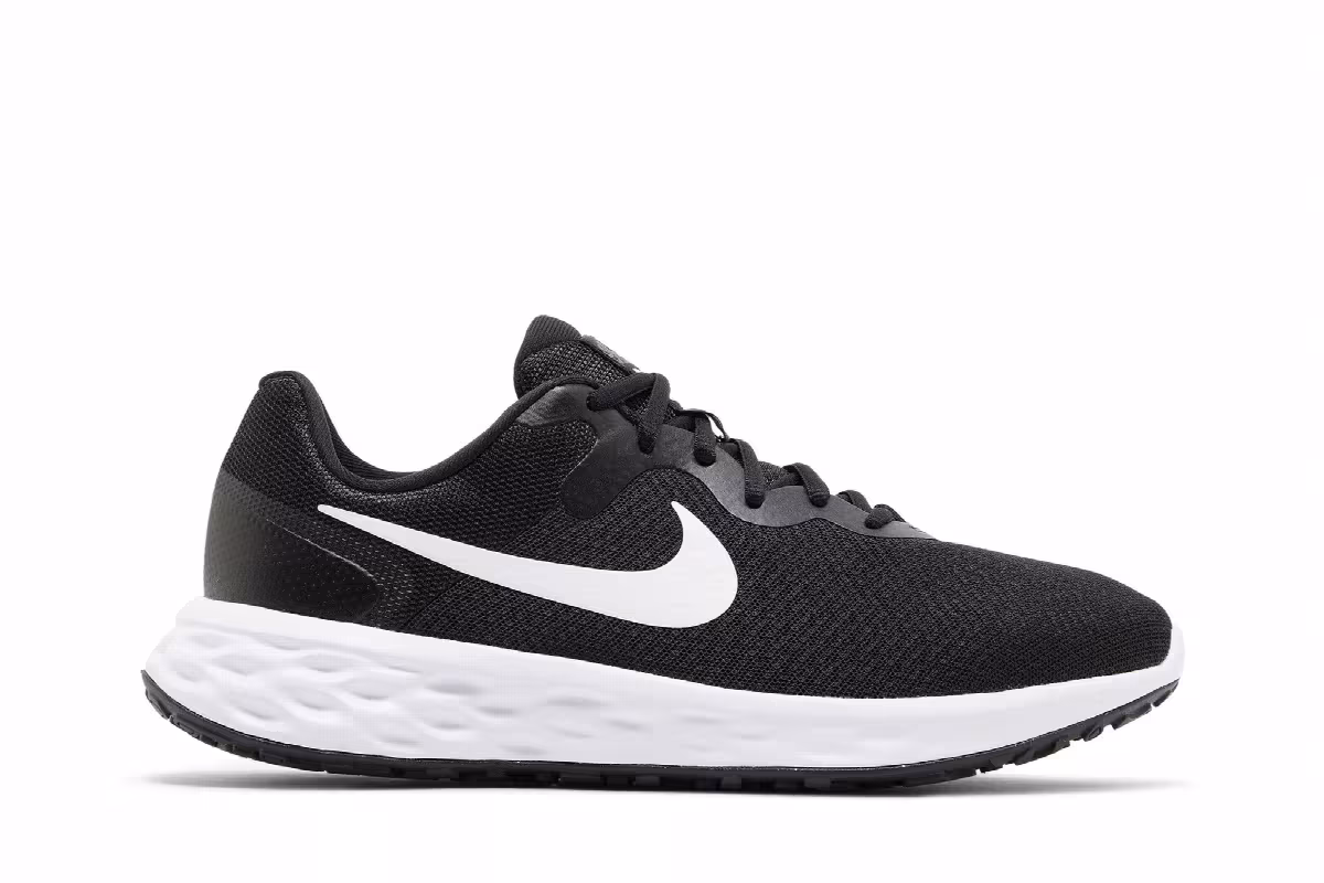 Nike Revolution 6 Extra Wide Black White, view 2