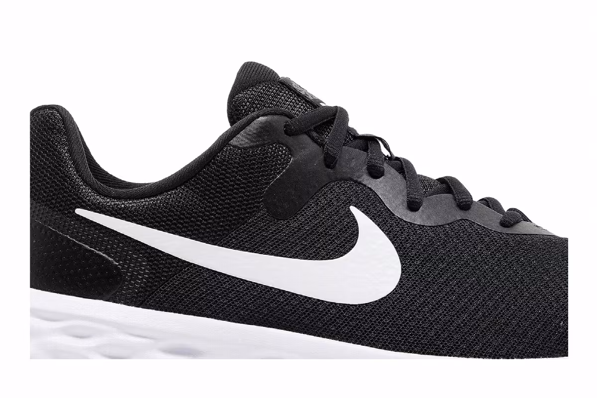 Nike Revolution 6 Extra Wide Black White, view 3