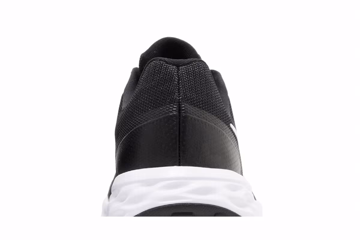 Nike Revolution 6 Extra Wide Black White, view 8