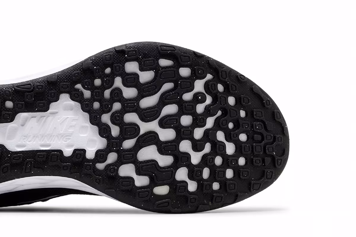 Nike Revolution 6 Next Nature Black White, view 6