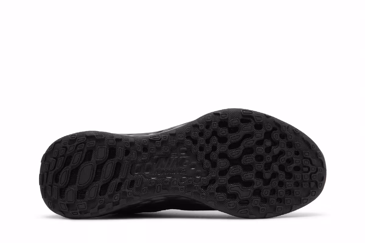 Nike Women's Revolution 6 Next Nature Triple Black, view 5