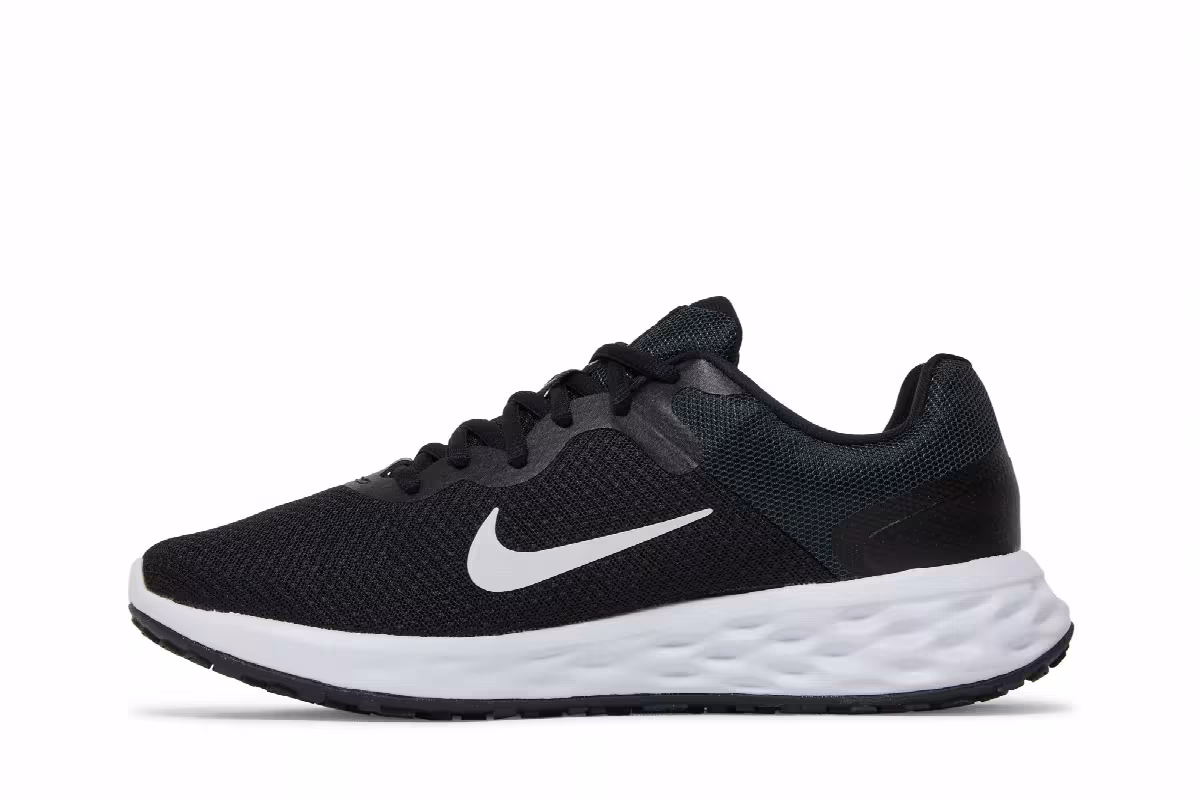 Nike Women's Revolution 6 Next Nature Black White, view 4