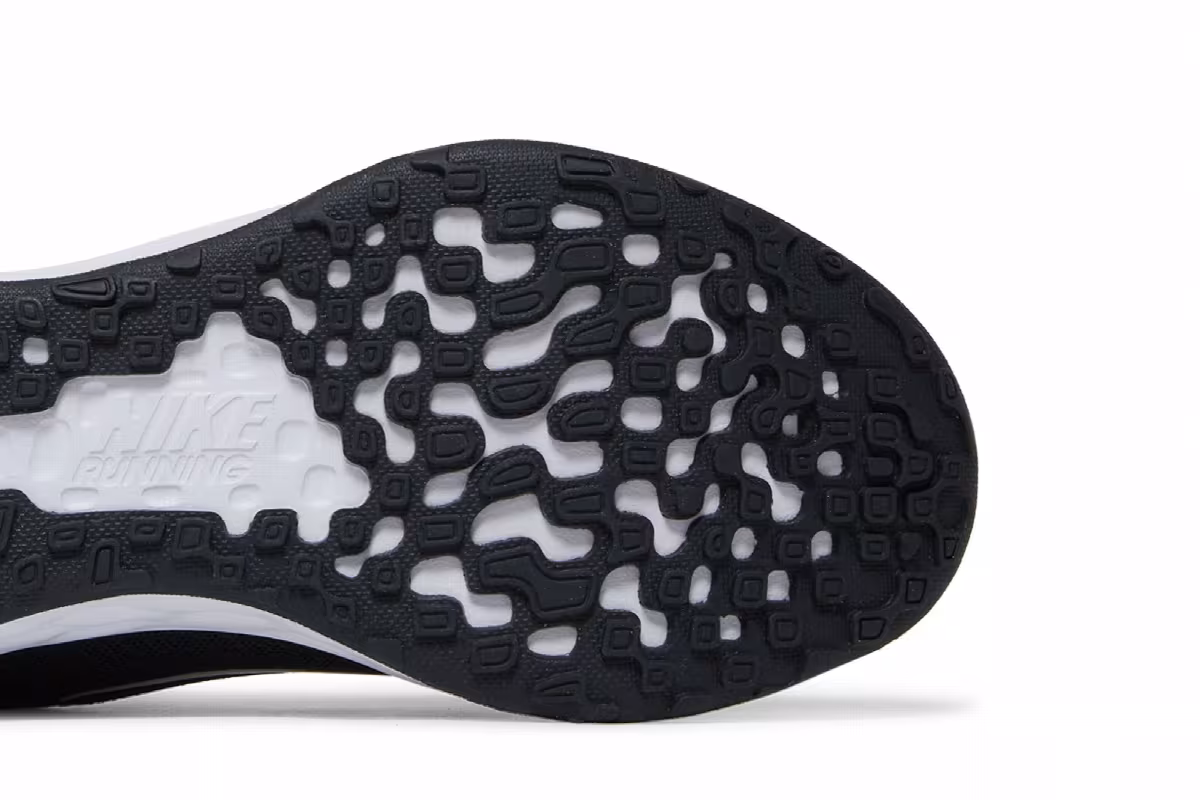 Nike Women's Revolution 6 Next Nature Black White, view 6