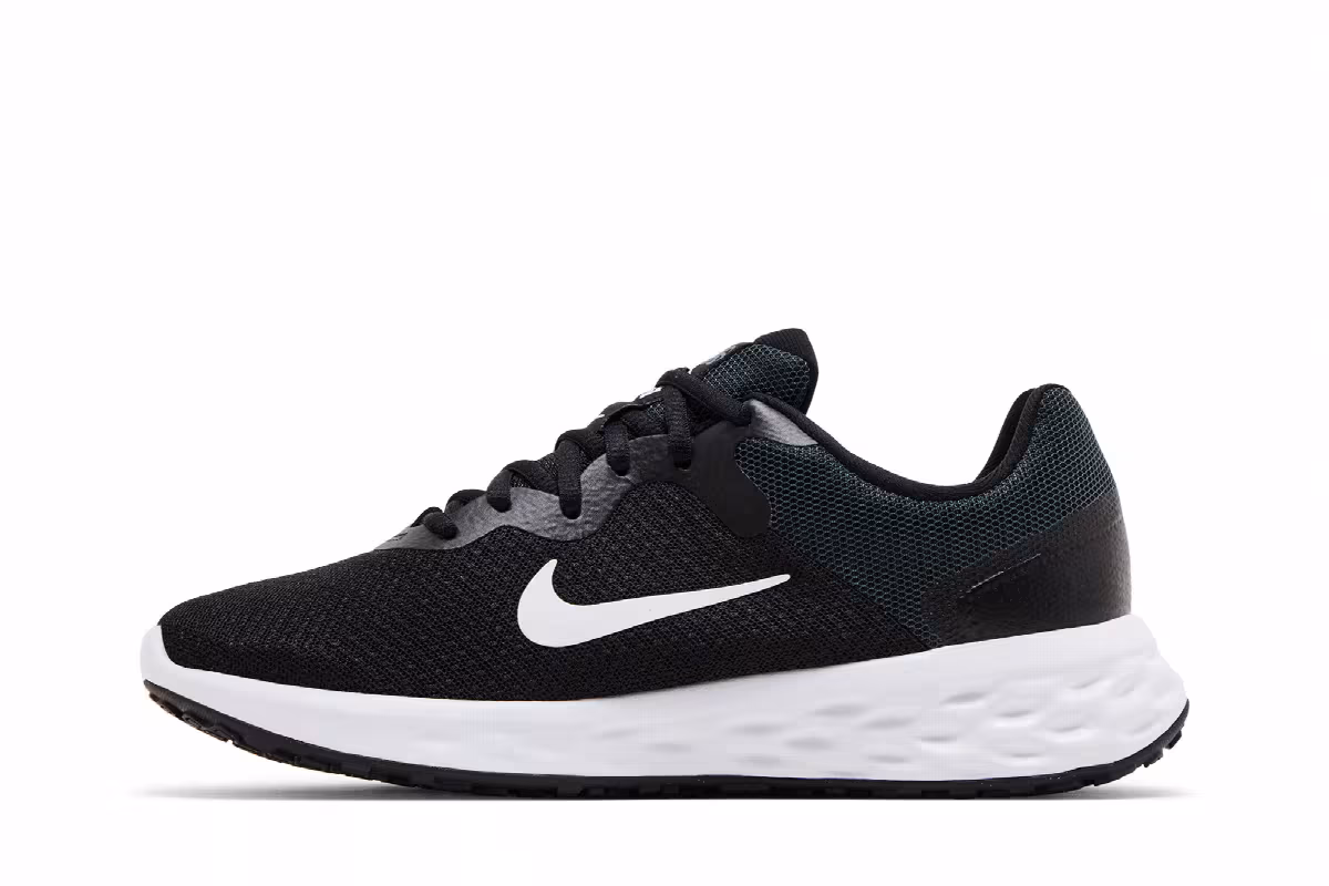 Nike Women's Revolution 6 Next Nature Wide Black White, view 4