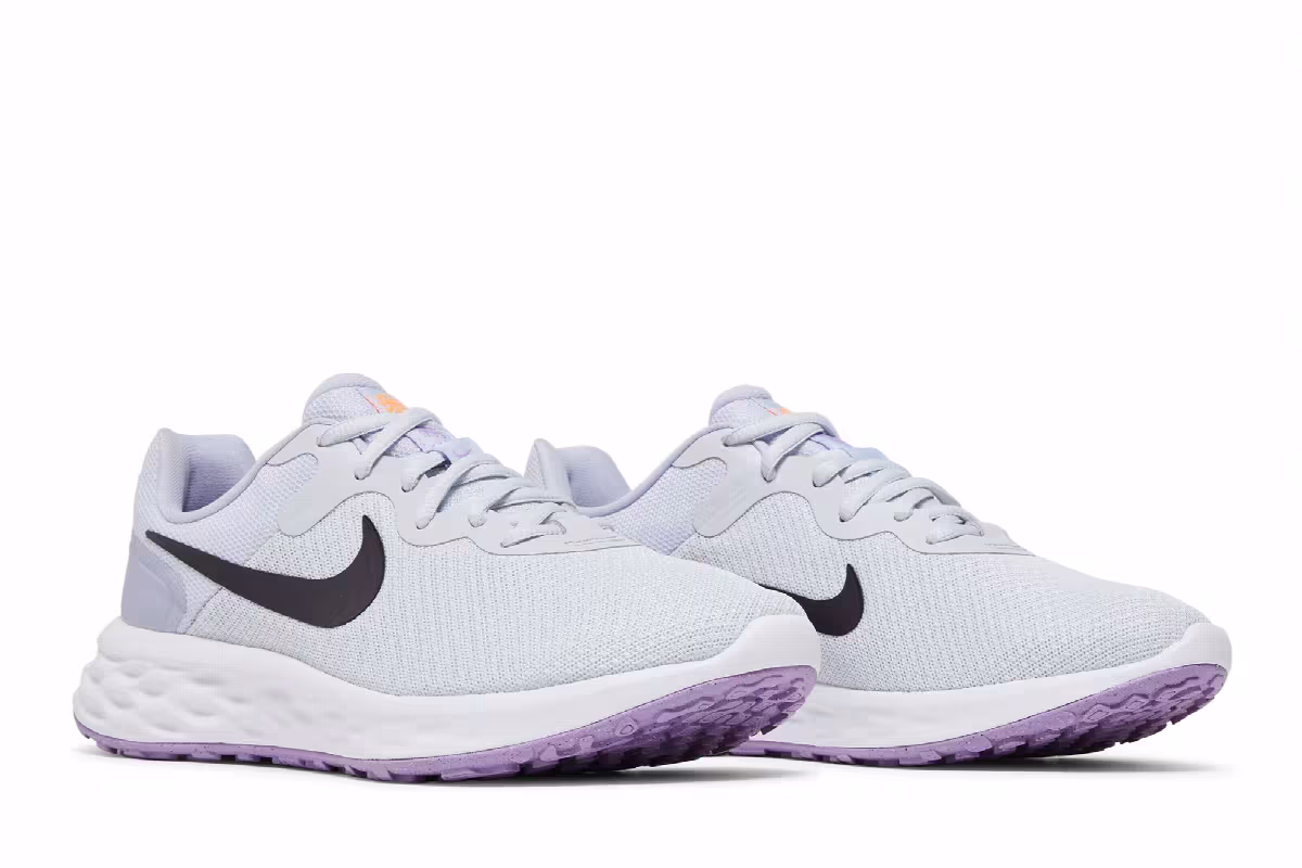 Nike Women's Revolution 6 Next Nature Ghost Lilac, view 9