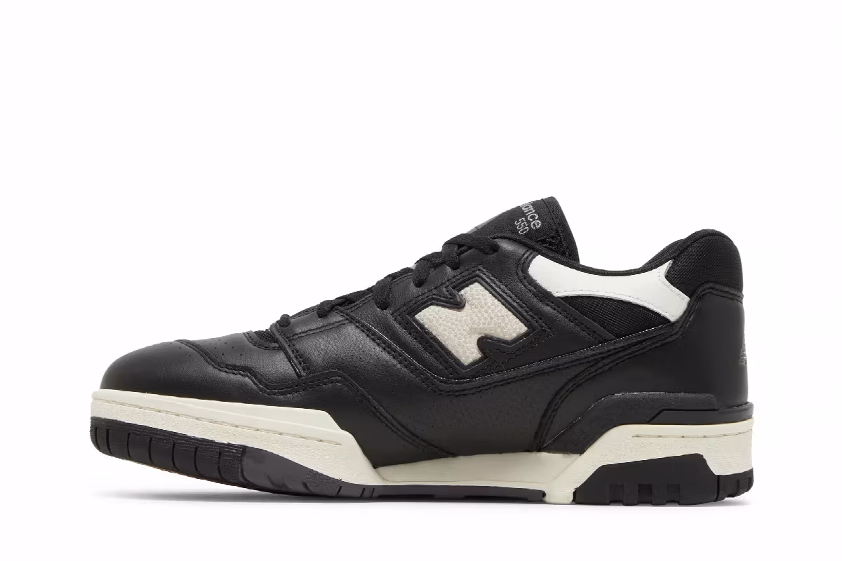 New Balance 550 Panda, view 4