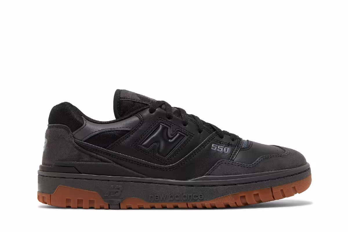New Balance 550 Black Gum, view 2
