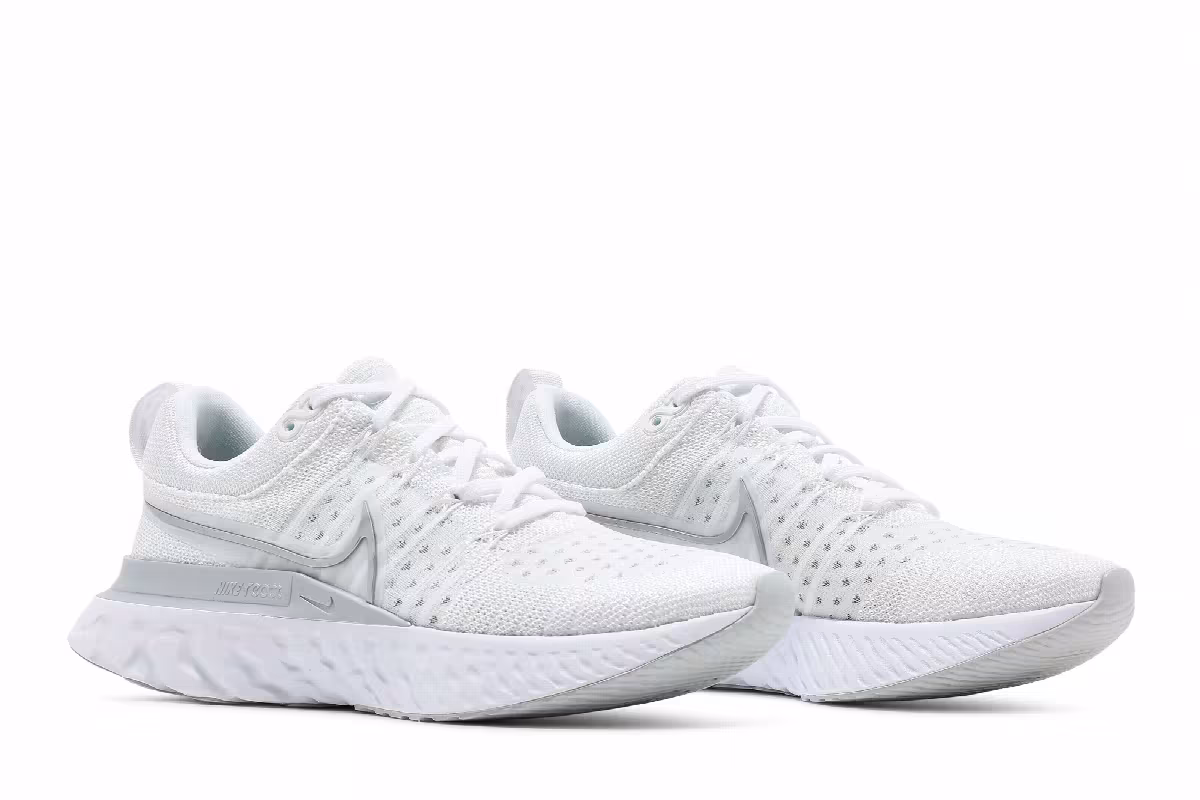 Nike Women's React Infinity Run Flyknit 2 White Metallic Silver, view 9