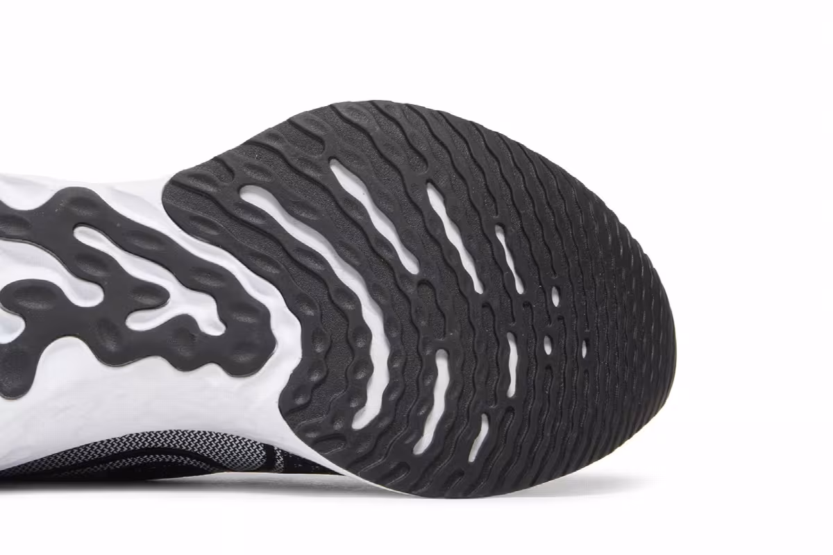 Nike React Infinity Run Flyknit Black White, view 6