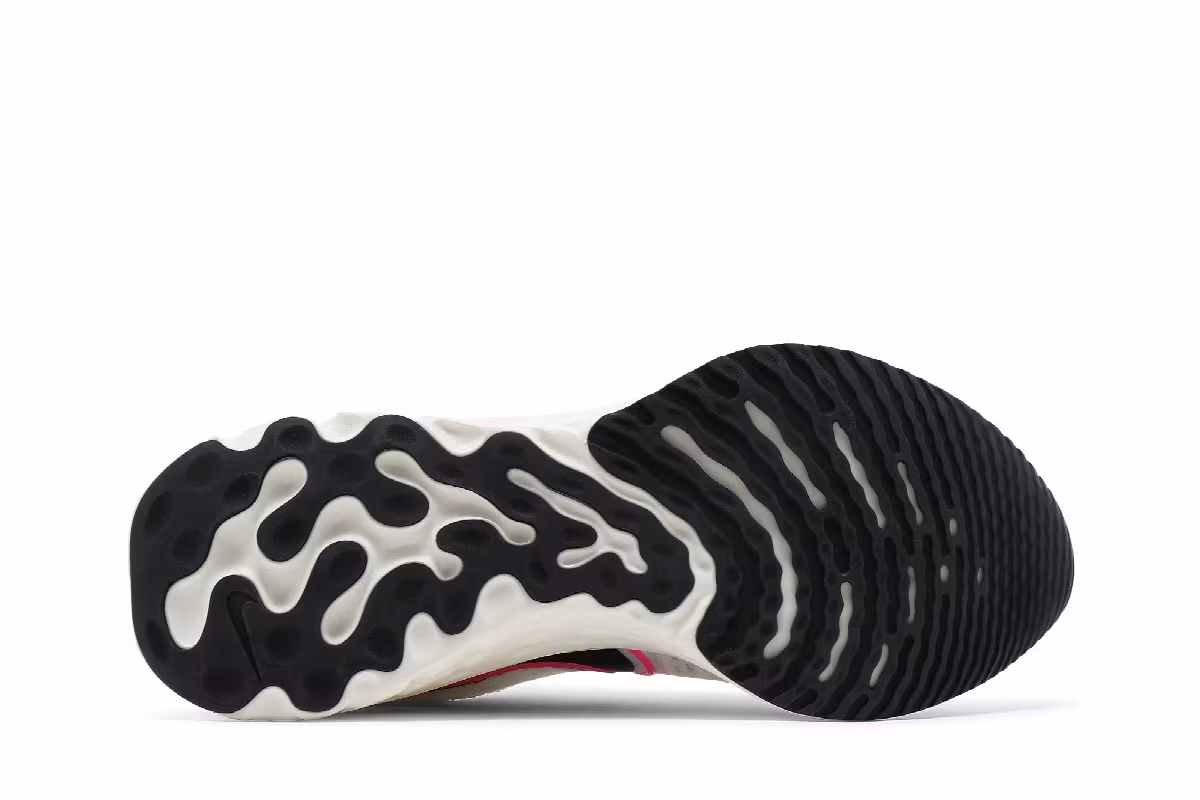 Nike Women's React Infinity Run Flyknit 2 Rawdacious, view 5