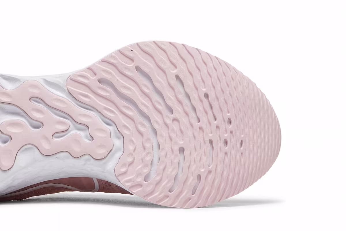 Nike Women's React Infinity Run Flyknit 2 Pink Glaze, view 6