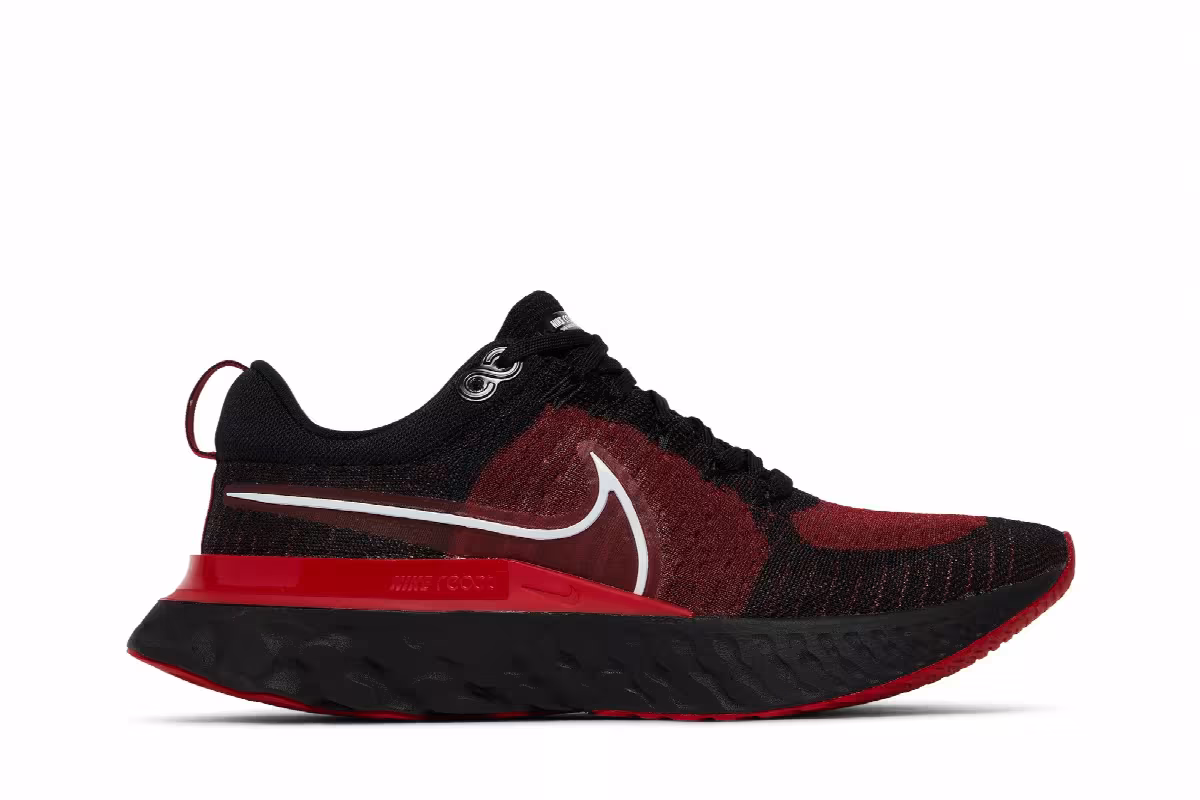 Nike React Infinity Run Flyknit 2 Bred, view 2