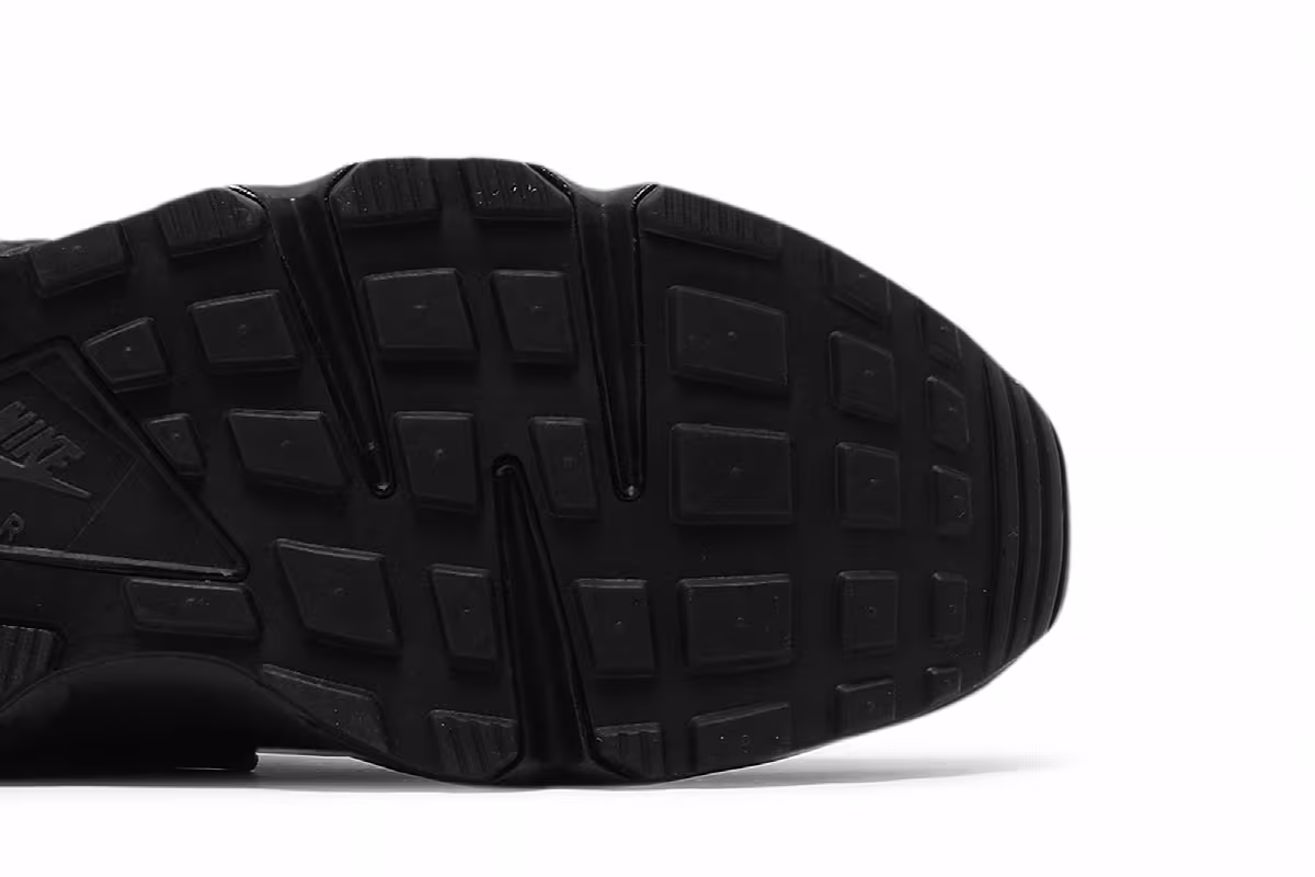 Nike Women's Air Huarache Triple Black, view 6