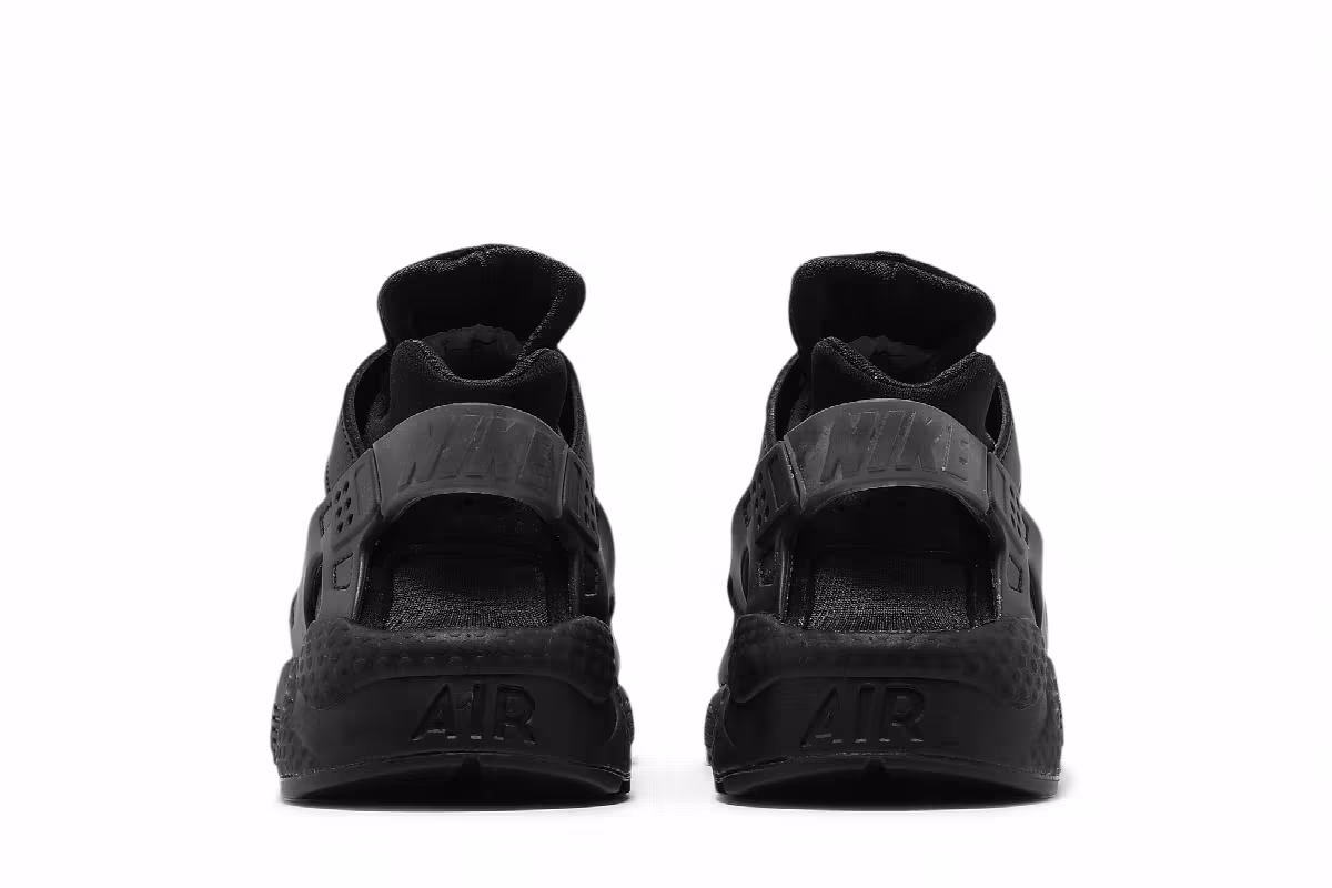 Nike Women's Air Huarache Triple Black, view 7