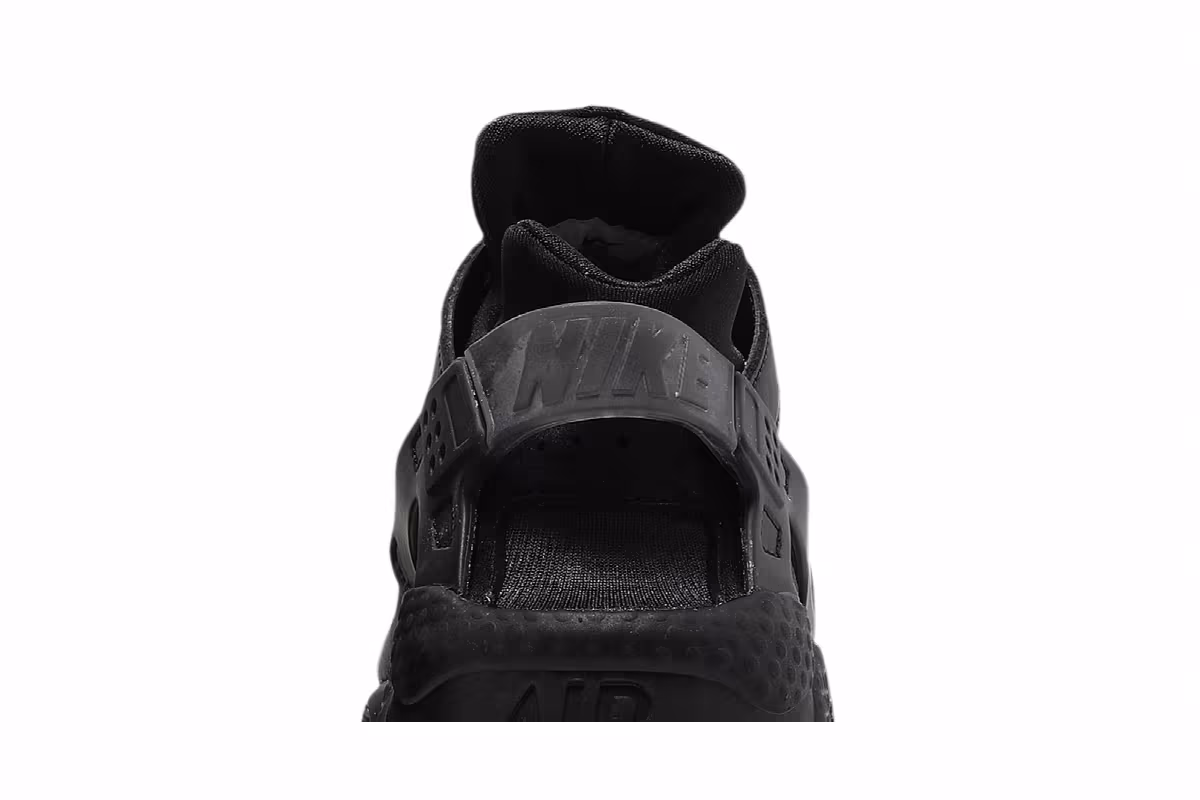 Nike Women's Air Huarache Triple Black, view 8