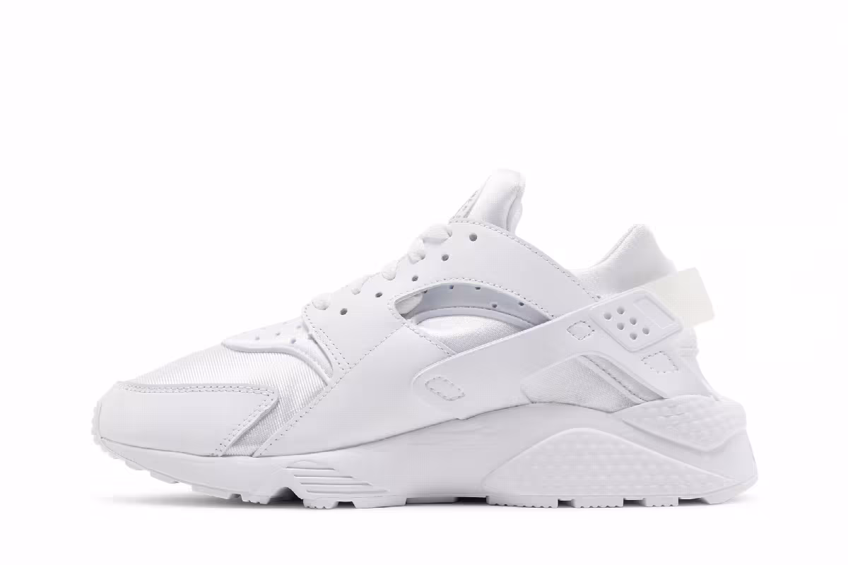 Nike Air Huarache Triple White, view 4