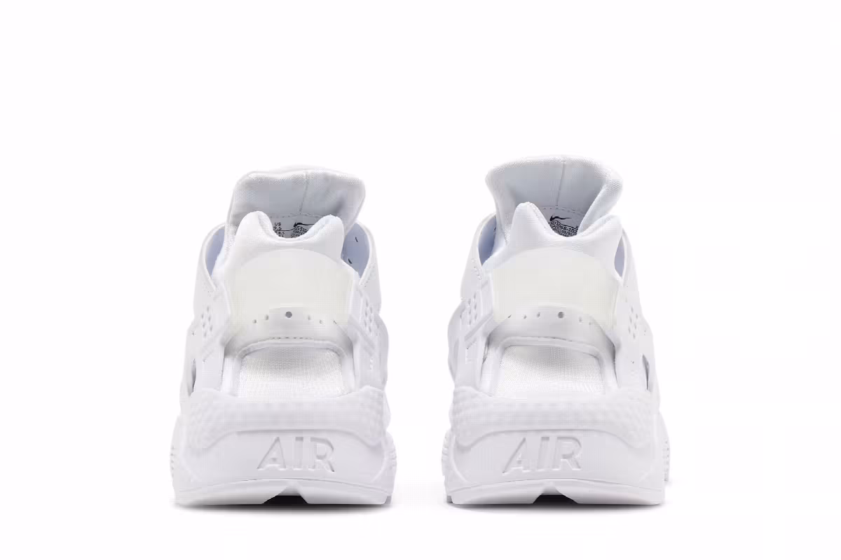Nike Air Huarache Triple White, view 7