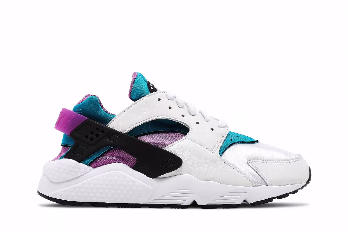 Nike Air Huarache Deep Magenta, view 2