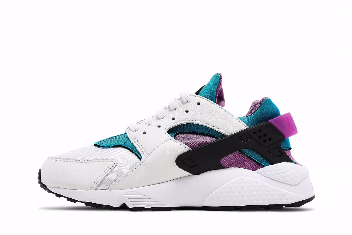 Nike Air Huarache Deep Magenta, view 4