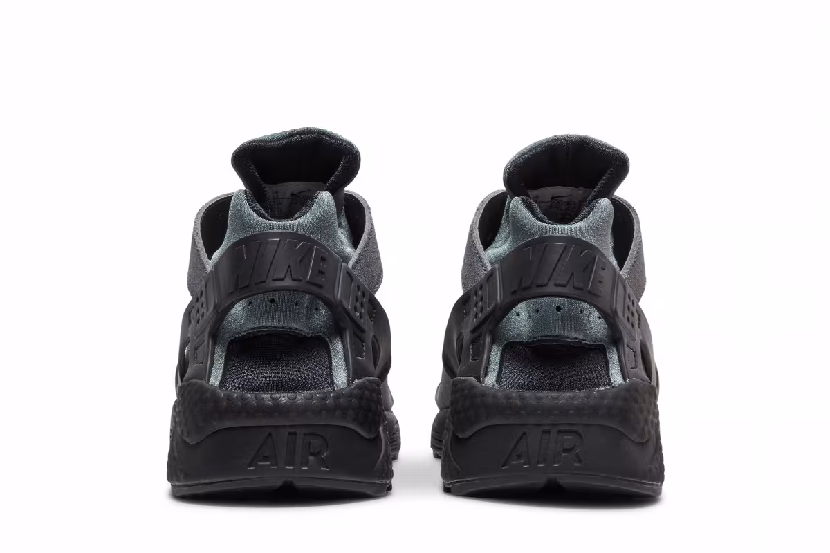 Nike Air Huarache Dark Grey, view 7