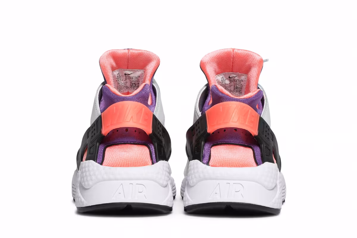 Nike Air Huarache Bright Mango, view 7