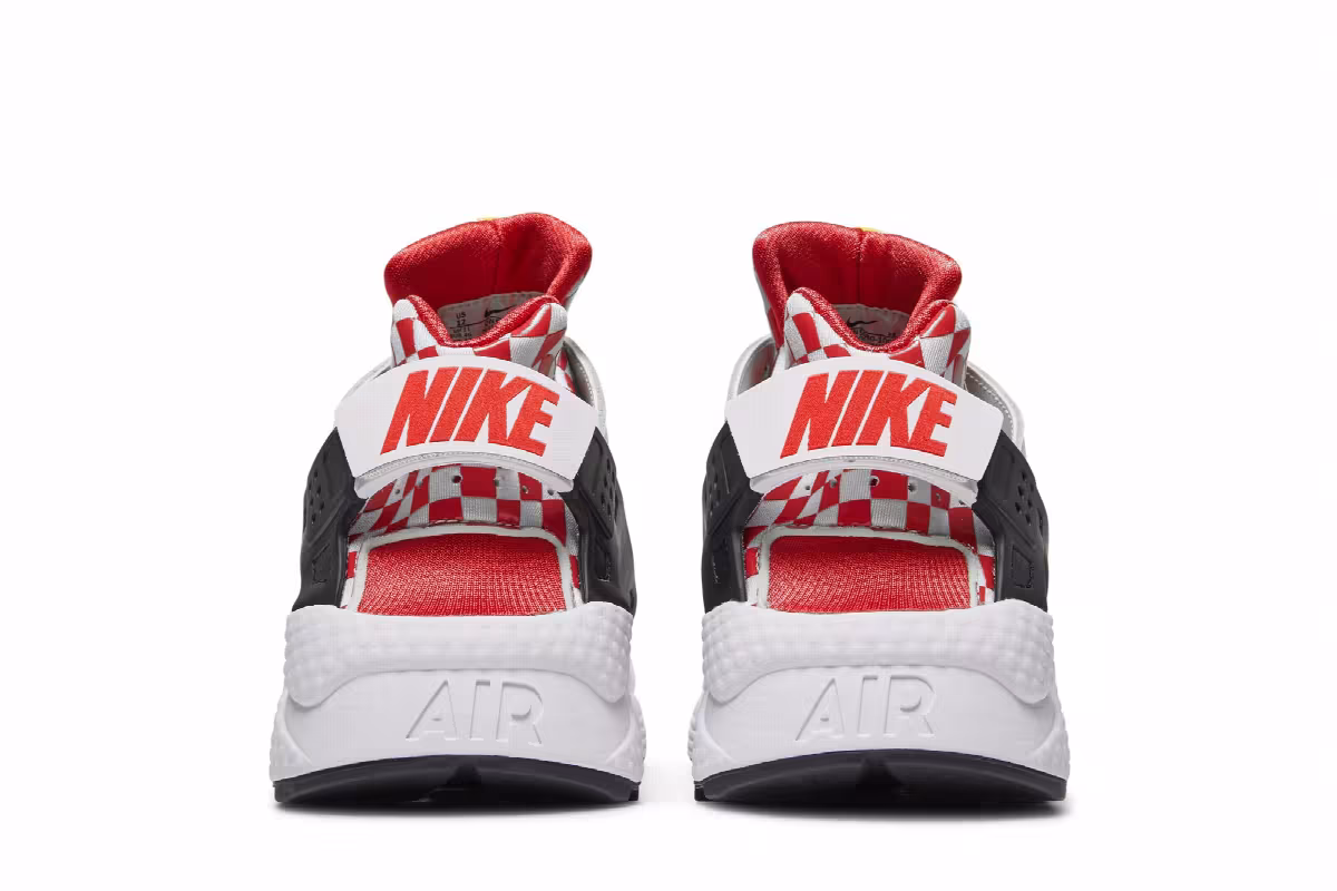 Liverpool FC x Nike Air Huarache Premium QS Checker, view 7