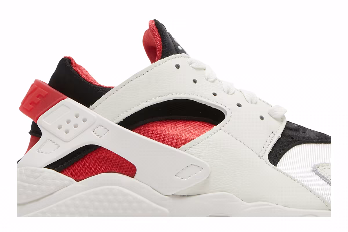 Nike Women's Air Huarache Sail Bred, view 3