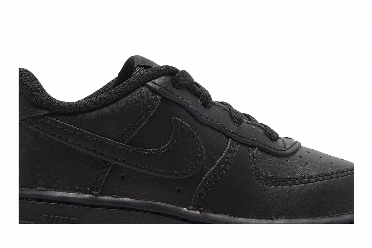 Nike Force 1 LE TD Triple Black, view 3