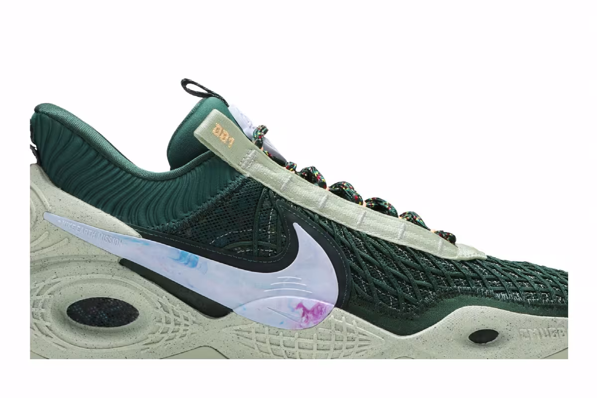 Nike Cosmic Unity TB Gorge Green, view 3