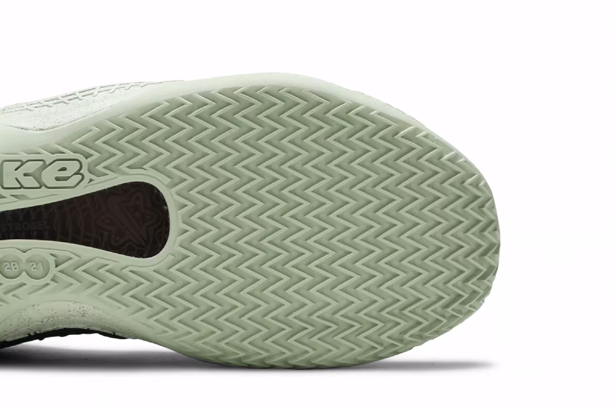 Nike Cosmic Unity TB Gorge Green, view 6