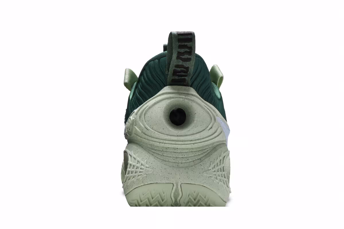 Nike Cosmic Unity TB Gorge Green, view 8