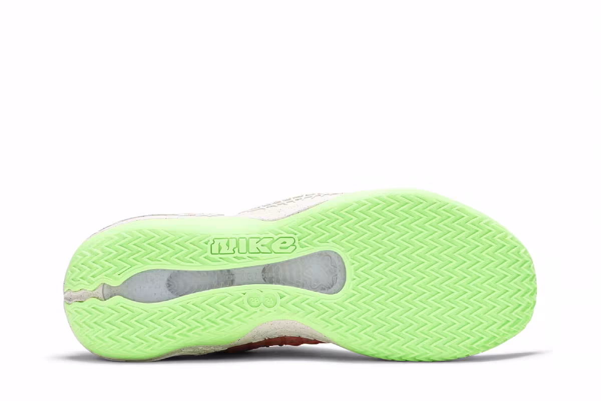 Nike Cosmic Unity Pomegranate, view 5